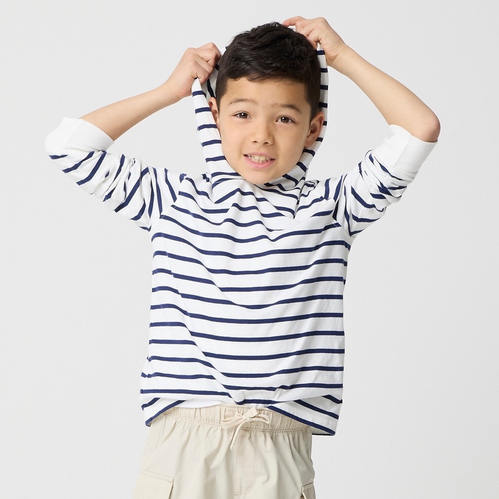EUC J. Crew Boys' Ivory and Navy Blue Striped Hooded Tee Sz S (6-7) - small hole